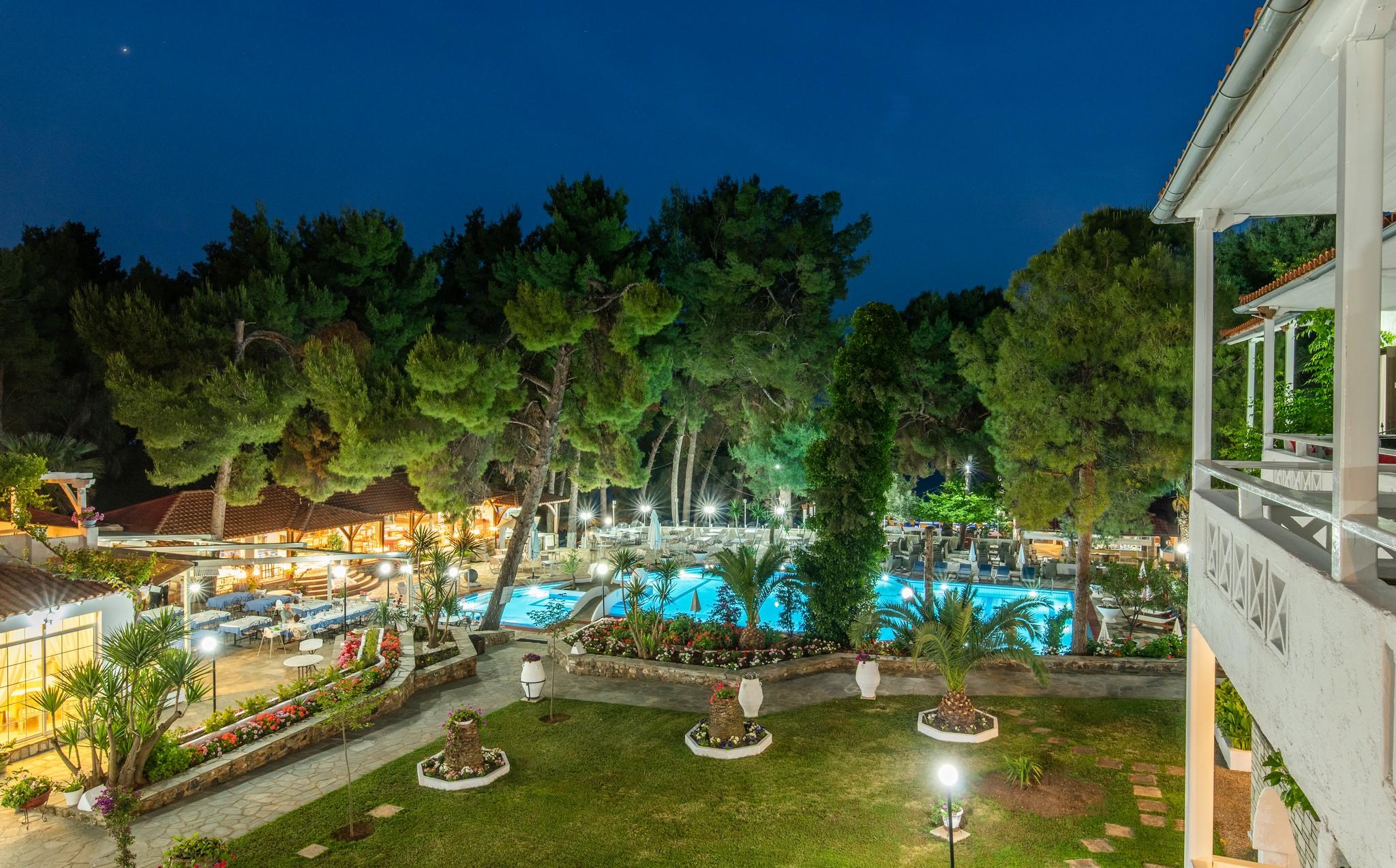 Porfi Hotel 3*