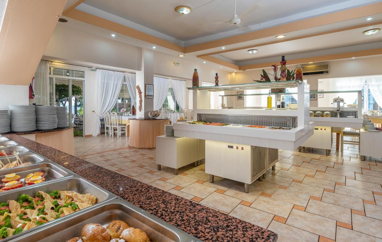 Hotel Porfi